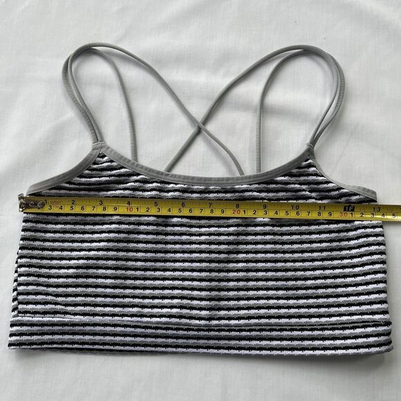 Colsie Striped Crop Tank Top Black White Gray Size M - Picture 6 of 9